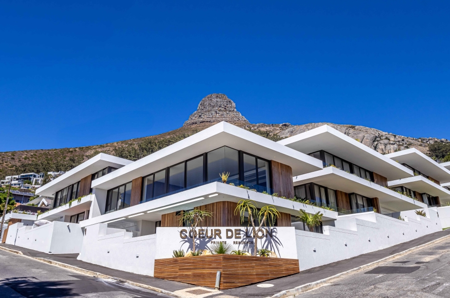 4 Bedroom Property for Sale in Fresnaye Western Cape